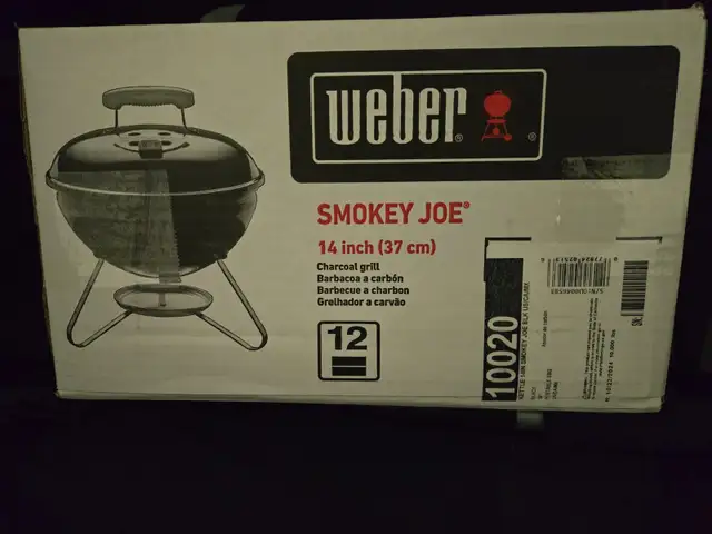 BNIB Weber Smokey Joe Charcoal Grill 14"62863280728835125