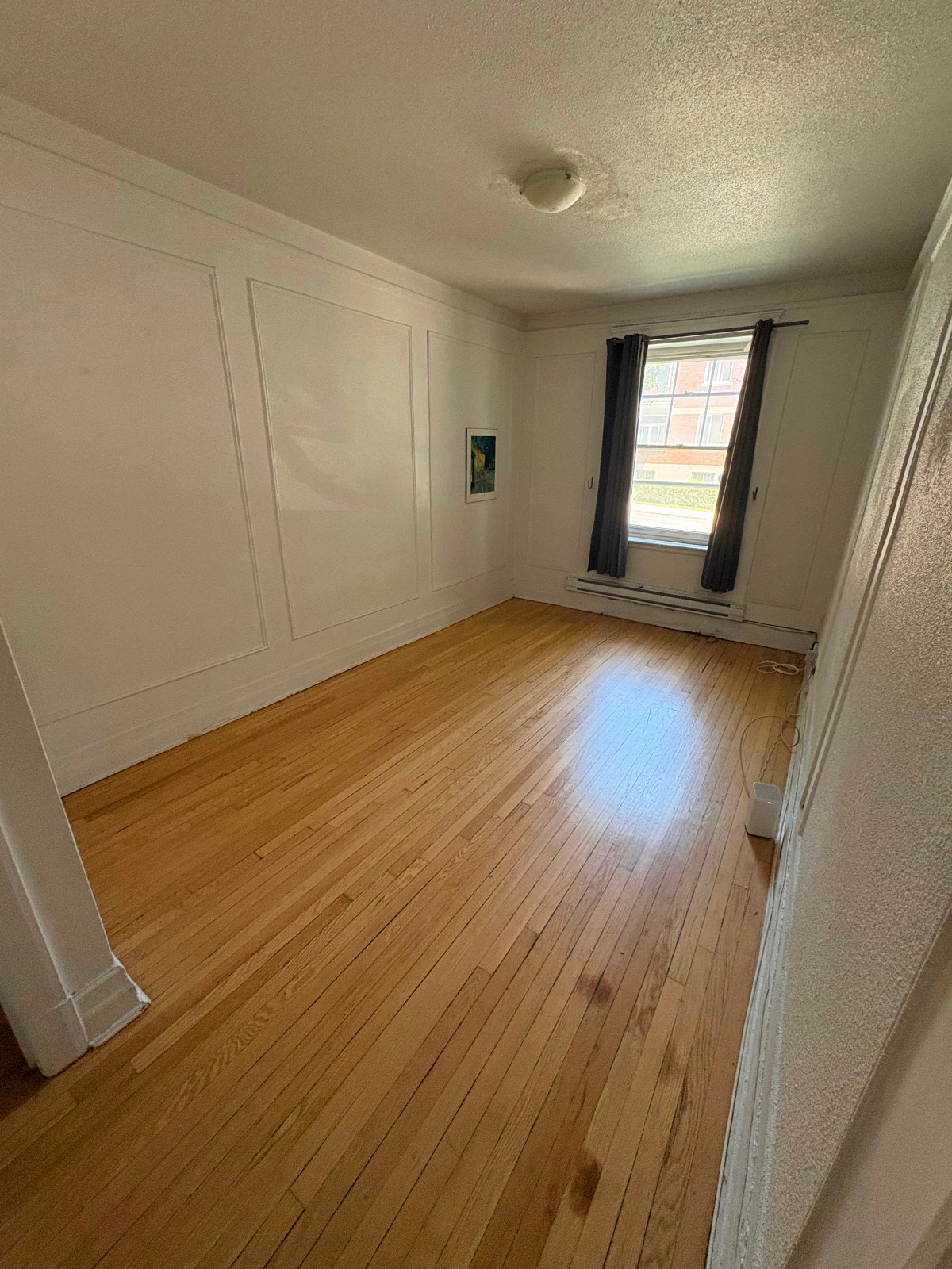 ROOMMATE WANTED — photo 1