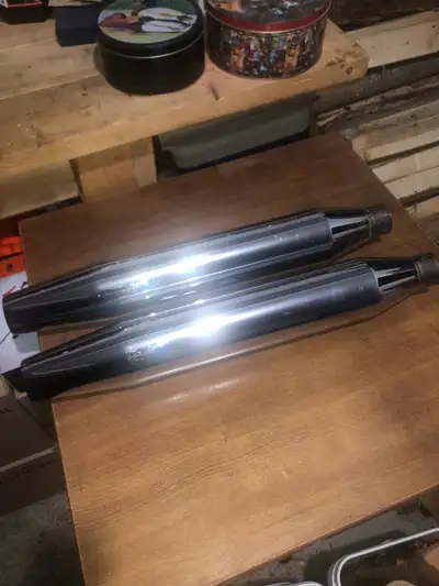 Silencieux Original 2009 Dyna Lowrider fait sur plusieurs model.$100.Brossard