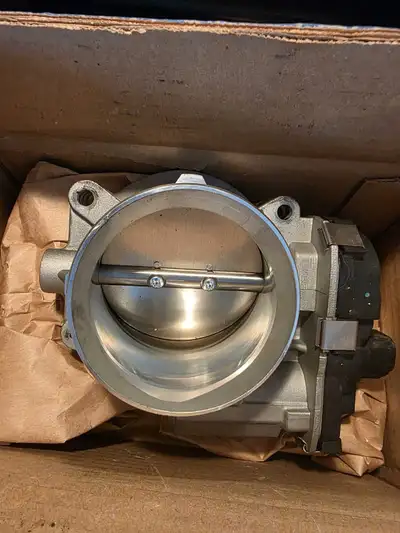 Brand new dorman throttle body for 2007 to 2013 sierra 200