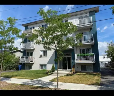 4-1/2 Vieux Longueuil