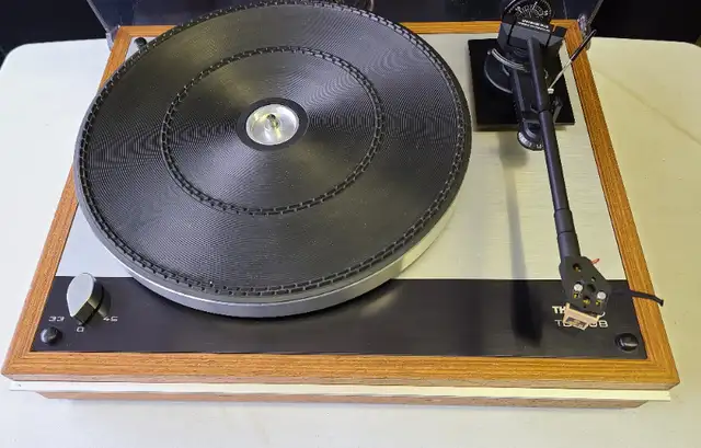 THORENS TD-160B TURNTABLE ( LINN BASIK PLUS ARM - NAGAOKA MP11 ) in Stereo Systems & Home Theatre in City of Toronto - Image 3