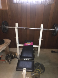 Bench press and weights 