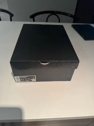 Jordan 4 Black Cat Size 11, View more