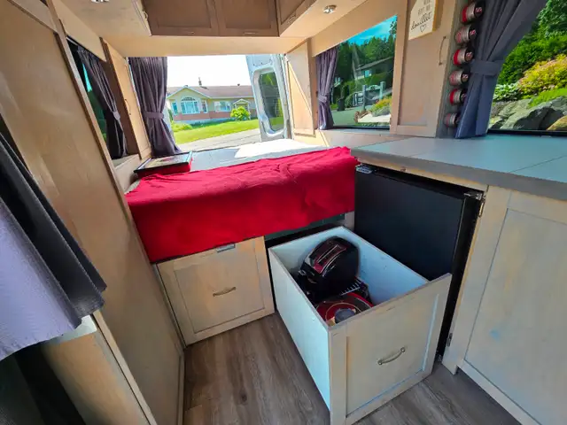 Camper Mercedes 2014 in RVs & Motorhomes in Shawinigan - Image 7