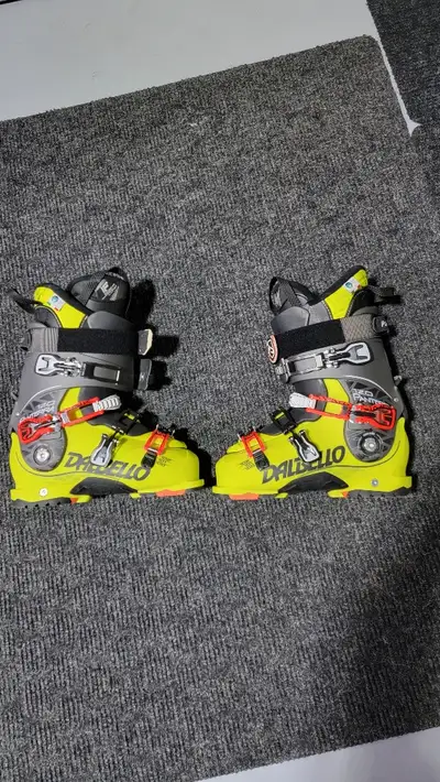 Mens Downhill Ski Boots, View more