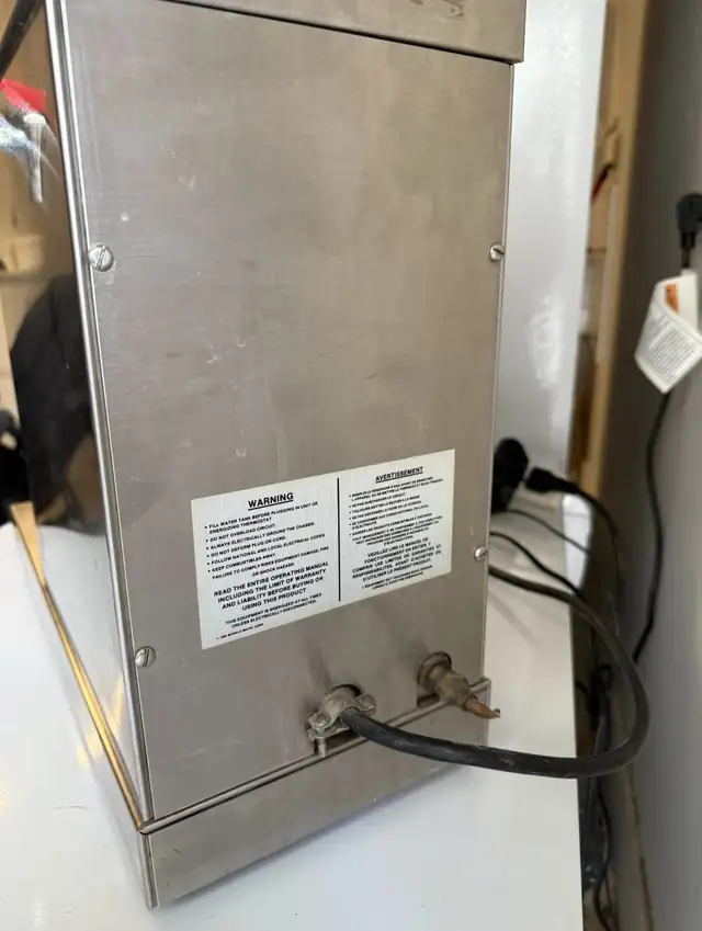 Cafetière pour restaurant/ Cafetière commerciale BUNN Omatic in Other in Laurentides - Image 5