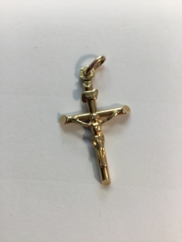 Gold Crucifix in Jewellery & Watches in Mississauga / Peel Region