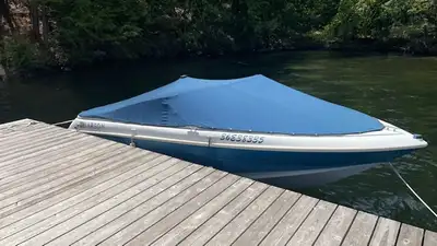 Well-maintained 1996 Larson Sei 174 bowrider powered by a dependable MerCruiser 4.3LX and Alpha One...