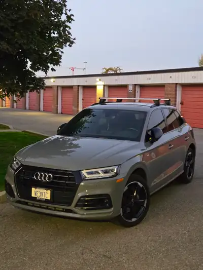 FULLY LOADED, AUDI Q5 TECHNIK, IT HAS EVERYTHING EVERY DRIVER NEED! LOW MILLAGE, NEWER BRAKES, WINTE...