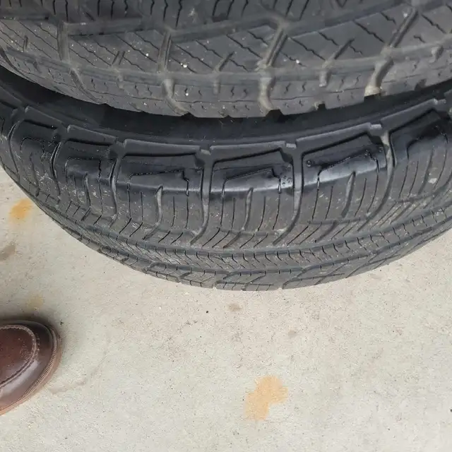 Honda  Tires 235 70 R16 in Tires & Rims in Oakville / Halton Region - Image 3