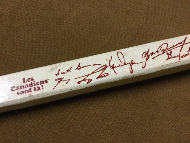 Vintage 1975 Montreal Canadiens signed wooden mini hockey stick in Arts & Collectibles in Moncton - Image 4
