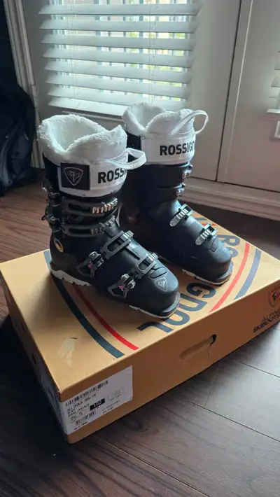 ROSSIGNOL ALLTRACK 80 WOMEN'S SKI BOOTS - SIZE 25.5, View more