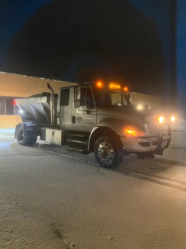 Snow Removal - Winter Maintenance 2026-2027 - Commercial in Snow Removal & Property Maintenance in Guelph - Image 7