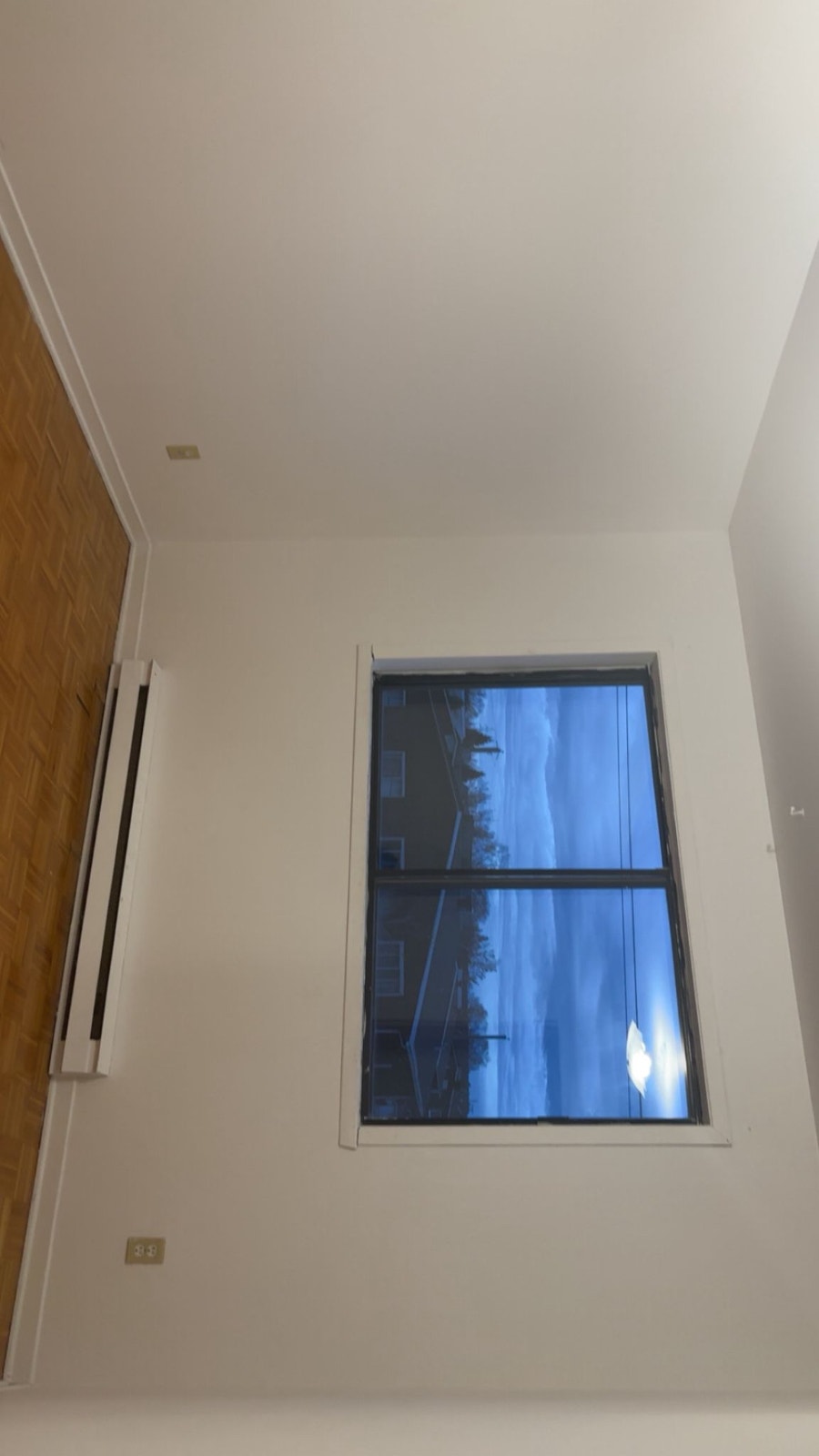 Spatieux 4 1/2 à louer — photo 2