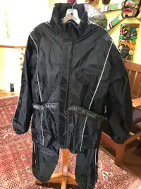 Screaming Eagle Touring Motorcycle Rain Suit - Medium /Large