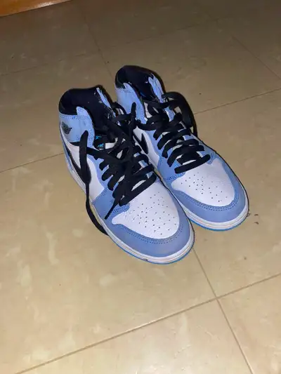 Air Jordan 1 Mid University Blue, View more