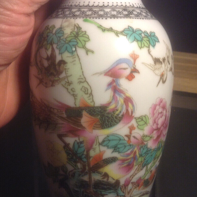 Antique Chinese Birds Vessels Height 8 ". in Arts & Collectibles in Vancouver - Image 2