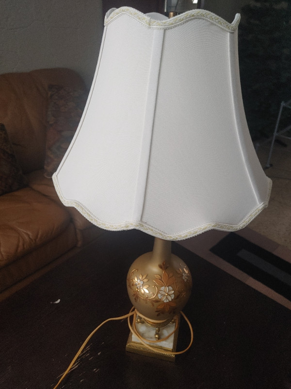 Vintage lamp in Indoor Lighting & Fans in Dartmouth