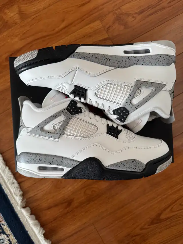 Jordan 4 white cement (size 9) in Men's Shoes in Mississauga / Peel Region - Image 3