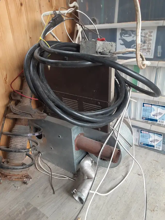 Rv furnace and electrical box in Travel Trailers & Campers in Charlottetown - Image 3