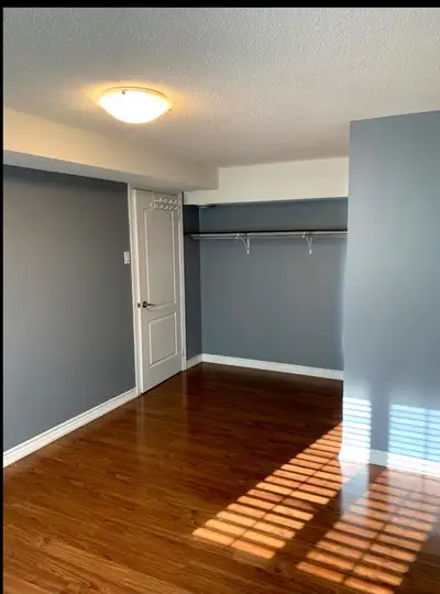 Located in the highly desirable Boxgrove community of East Markham, this beautifully maintained 1-be...