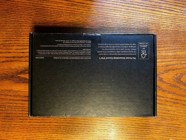 BNIB Razer Book 13 4K/7/512GB SSD Laptop in Laptops in Hamilton - Image 2