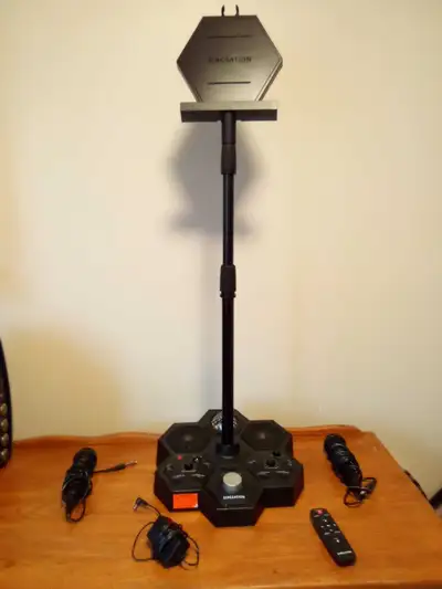 INTERTEK SINGSATION. Comes with 1) Remote (fresh battery). 2) Plug in adapter 3) 2 identical working...