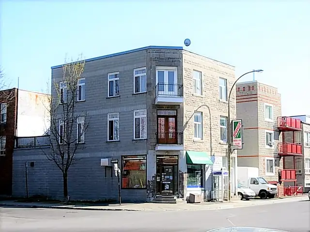 BEST Offer. GREAT Area. Clean, Safe! FREE Utilities. Comfy Room!