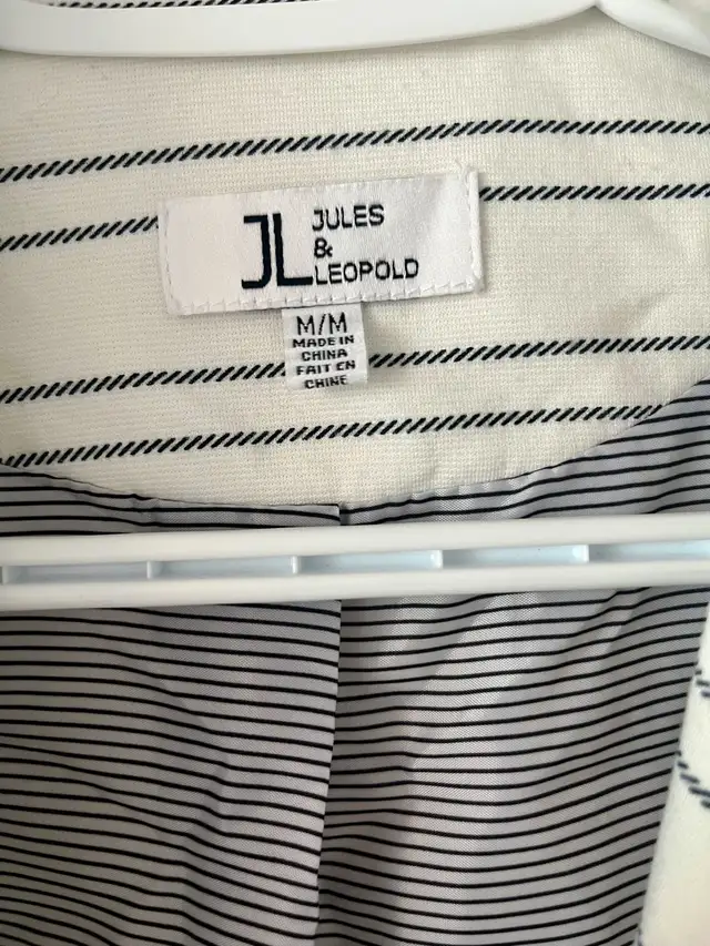 Jules & Leopold Striped Blazer in Women's - Tops & Outerwear in City of Toronto - Image 3