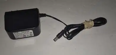 Adaptateur  DVE Switching Adapter Model DSA-24PFD-15 FUS, View more
