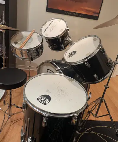 5-piece Acoustic Drum kit, View more