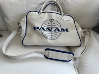  Vintage Pan Am bag