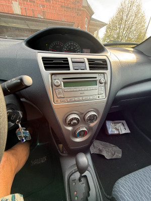 2010 Toyota Yaris -