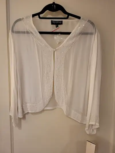 New Cream color cropped Bolero style jacket Sequence trim Beautiful