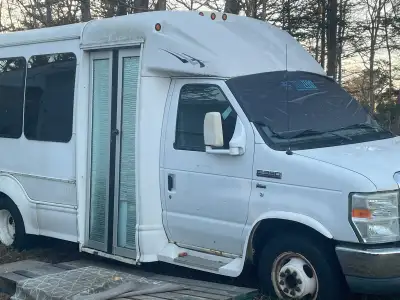 Selling a 2011 Ford E350 with paperwork needs a motor missing catalytic converter . This bus has see...