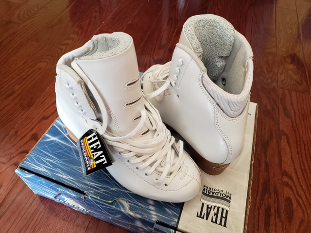 NEW Jackson DJ3010 Sz. 6C White Skate Boots Dance Synchro in Skates & Blades in Oshawa / Durham Region