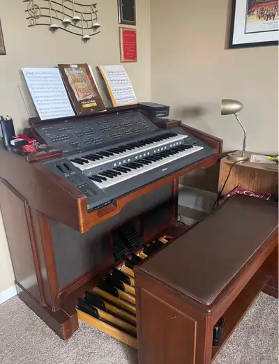 yamaha electone in Buy & Sell in Canada | Kijiji Marketplaces