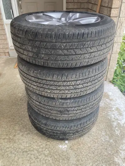ACURA RDS OEM Alloy Rims with All season tires installed and balanced. Tires are 2024 tires and have...