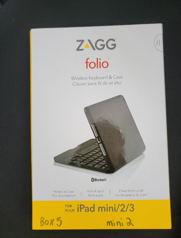 ZAGG Folio Case Hinged Bluetooth Keyboard for iPad mini 2/3 in iPads & Tablets in Kitchener / Waterloo