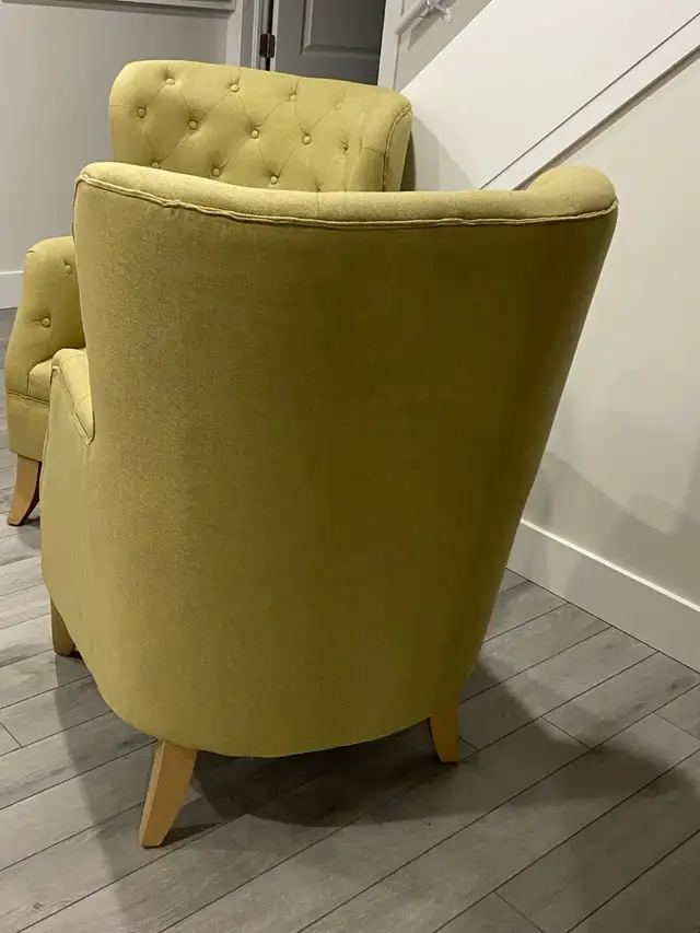 Accent chairs in Chairs & Recliners in Cape Breton - Image 4