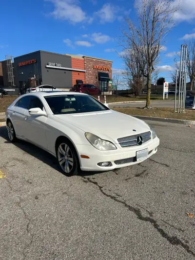 2009 Mercedes-Benz CLS 550 • Well-maintained V8 luxury sedan • Accident free • 200,000 km, automatic...