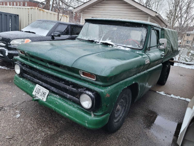 SELL or TRADE! 1965 CHEVROLET C20 FLATBED PICKUP TRUCK!