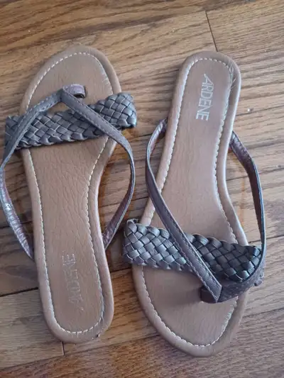 sandales brunes Ardène flip flop 9 femme très peu portées, View more