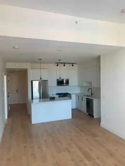 2 BATH 2 BED CONDO IN LANGLEY - $2650/MONTH - Available Aug 1