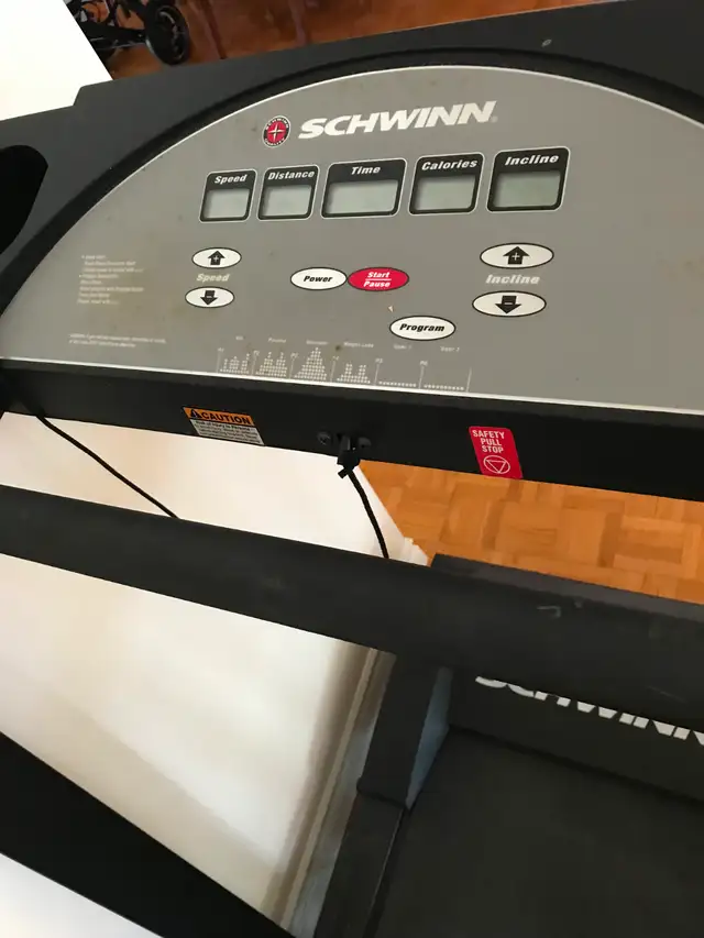 Schwinn Treadmill in Exercise Equipment in Markham / York Region - Image 3