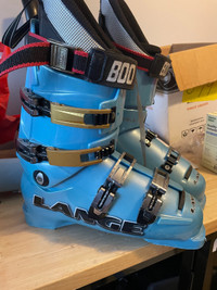 Lange World Cup Ski Boots