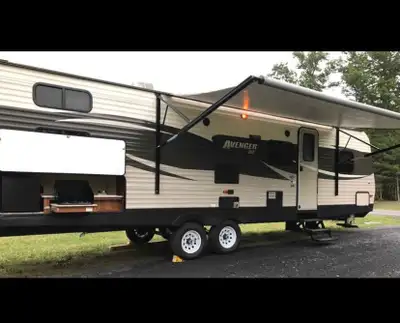 32’ luxury camping trailer for rent for 2025 camping season Just book your camp site and we do the r...