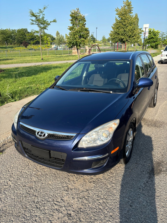 Hyundai Elantra touring 2010 dans Autos et camions  à Ville de Montréal
