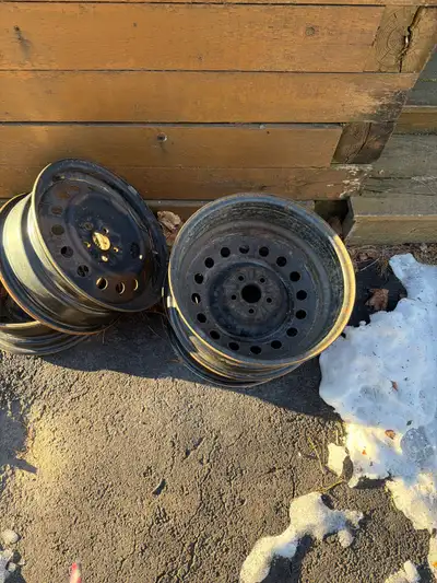 Set of 4 wheels off a VW Passat 16”